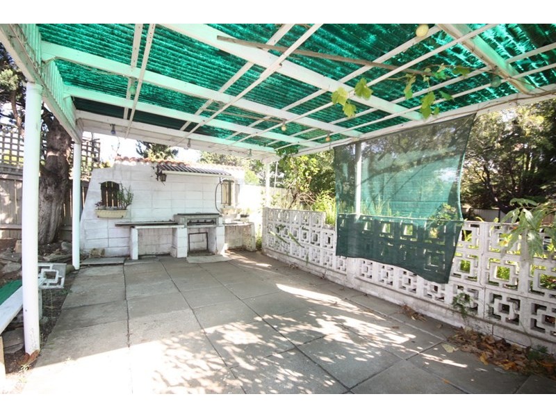 8 Coolah Avenue, Campbelltown NSW 2560