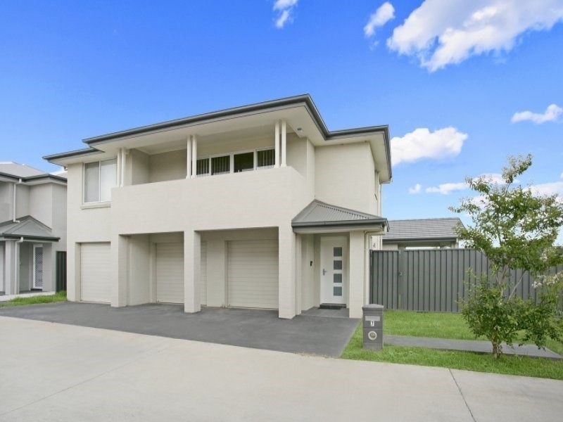7 Middleton Lane, Gregory Hills NSW 2557