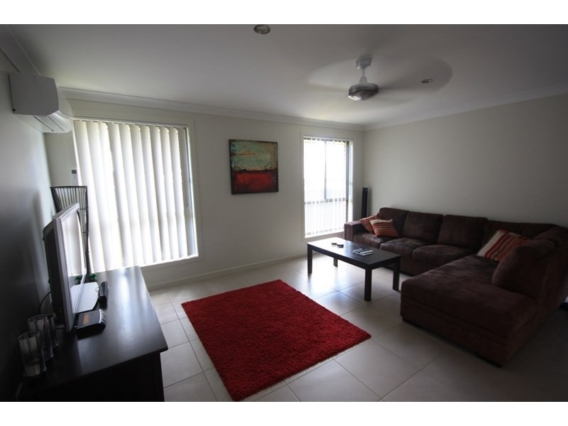 5 Lorikeet Street, Gregory Hills NSW 2557