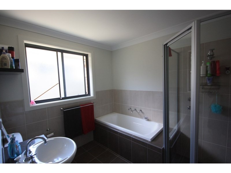 5 Lorikeet Street, Gregory Hills NSW 2557