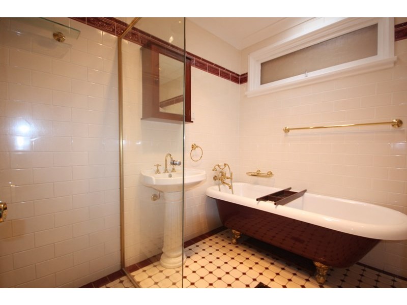 24 Randolph Street, Campbelltown NSW 2560