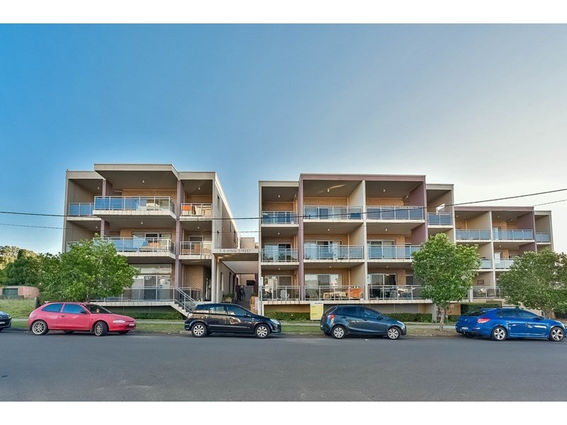 8/7-9 King Street, Campbelltown NSW 2560