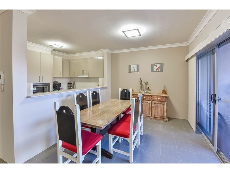 8/7-9 King Street, Campbelltown NSW 2560