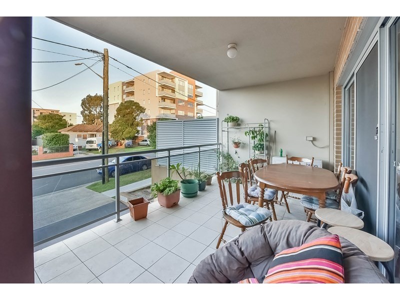 8/7-9 King Street, Campbelltown NSW 2560