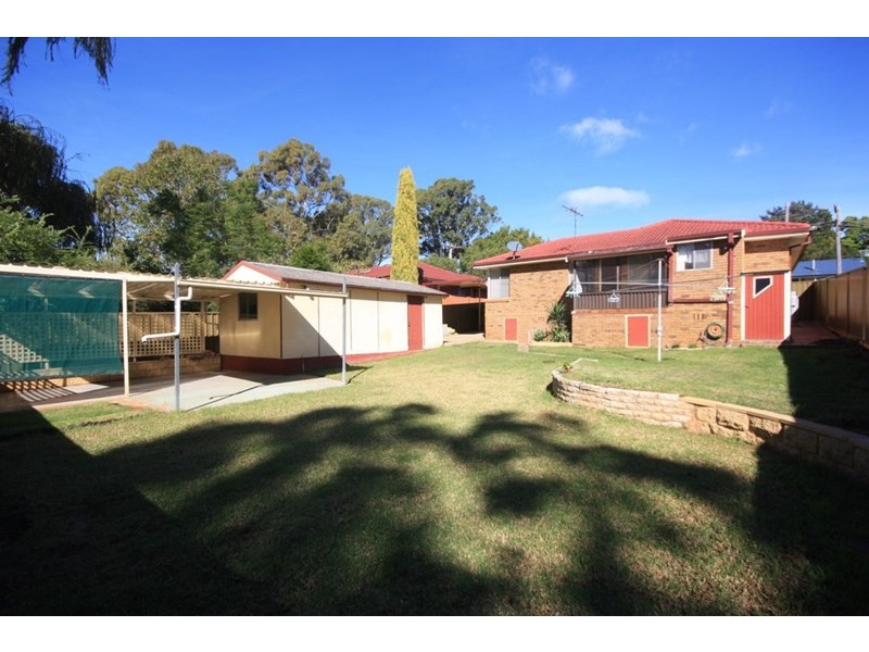 9 Richard Street, Campbelltown NSW 2560