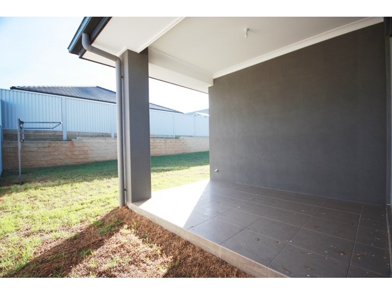 7 Ward Street, Oran Park NSW 2570