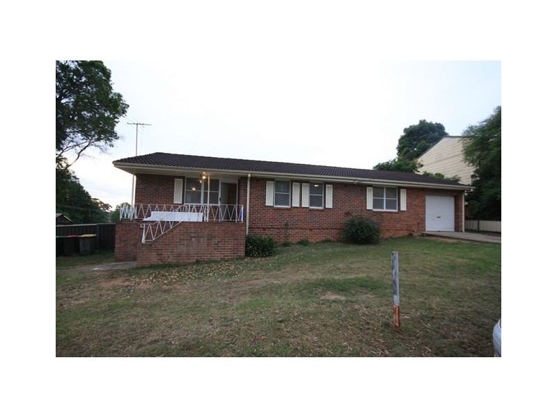 8 Hovell Street, Narellan NSW 2567