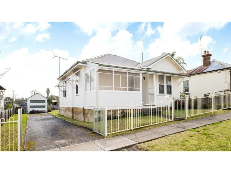 15 Barsden Street, Camden NSW 2570