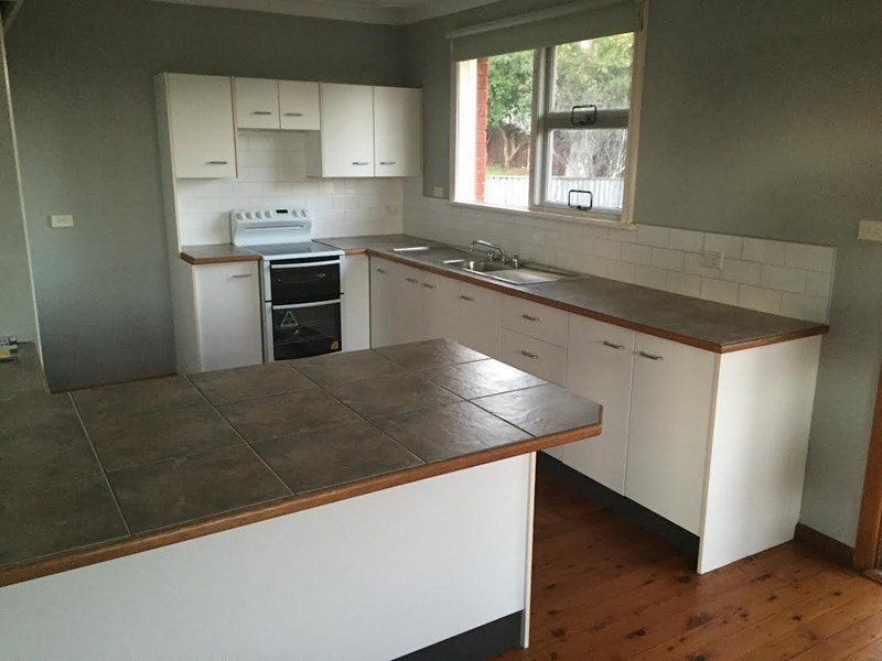 75 Pinaroo Cresent, Bradbury NSW 2560