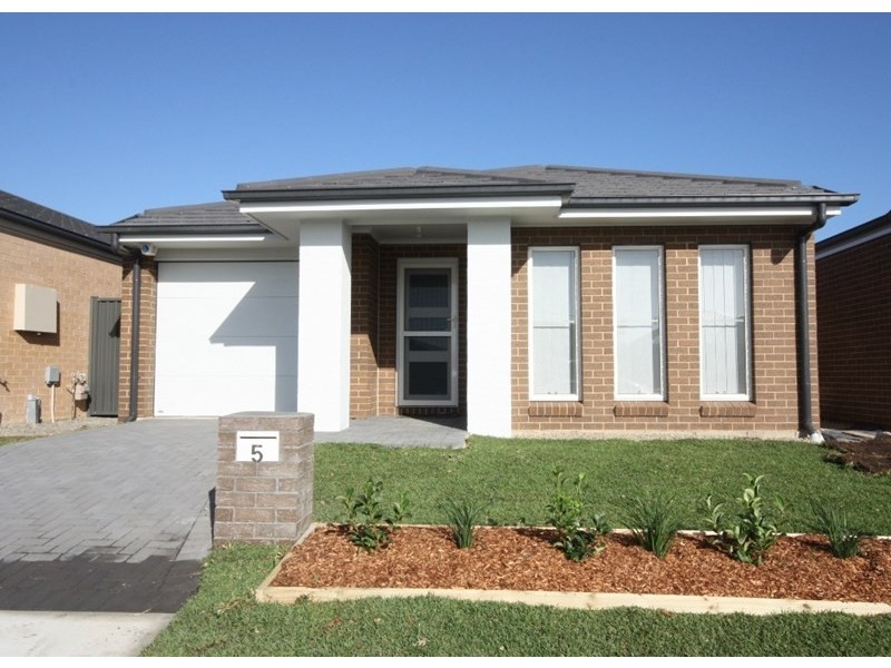 5 Islington Street, Leppington NSW 2179