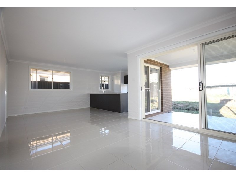 5 Islington Street, Leppington NSW 2179