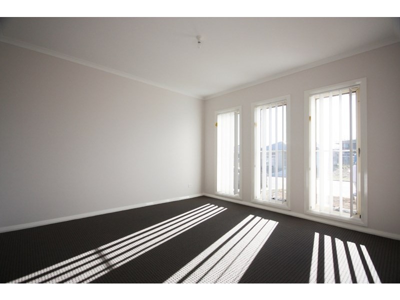 5 Islington Street, Leppington NSW 2179