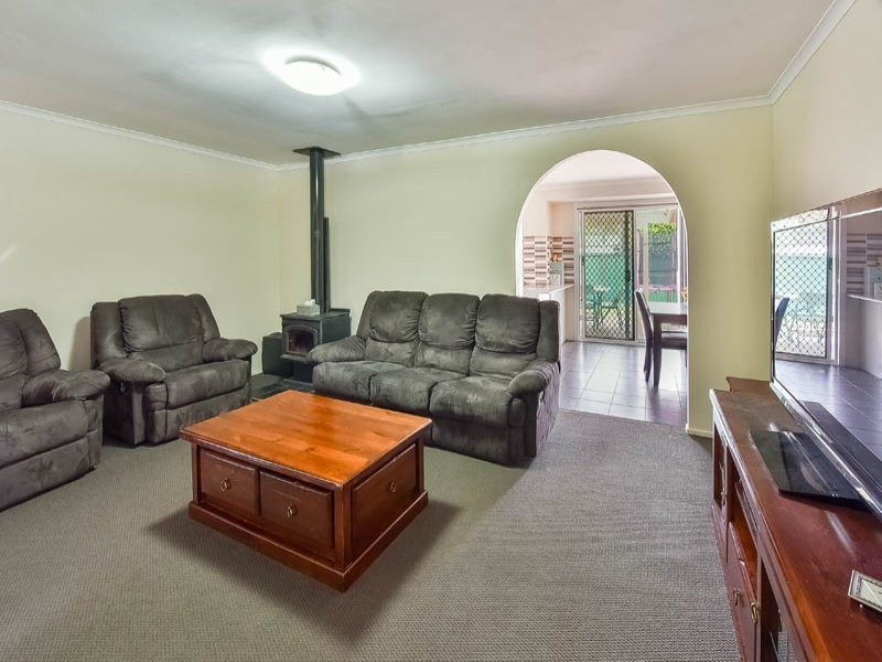 3 Drood Place, Ambarvale NSW 2560