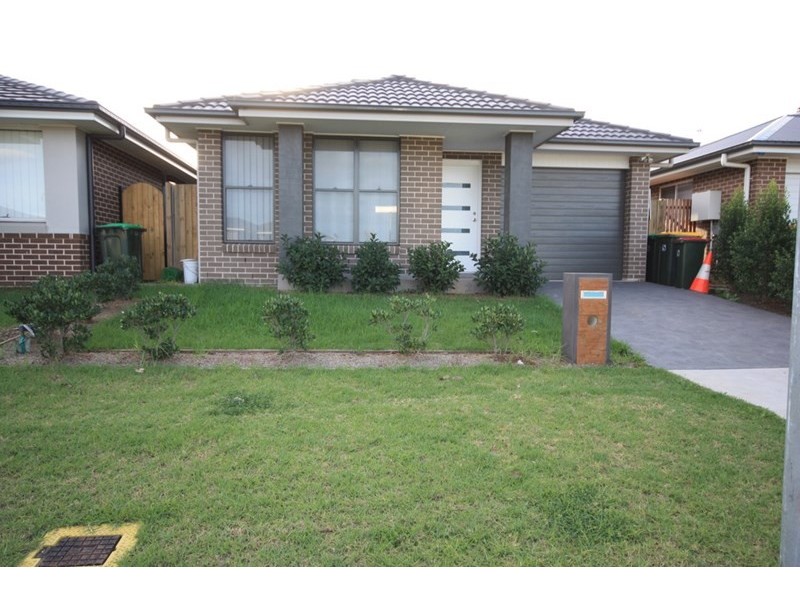 Lot 4301 East Village Estate, Spring Farm NSW 2570