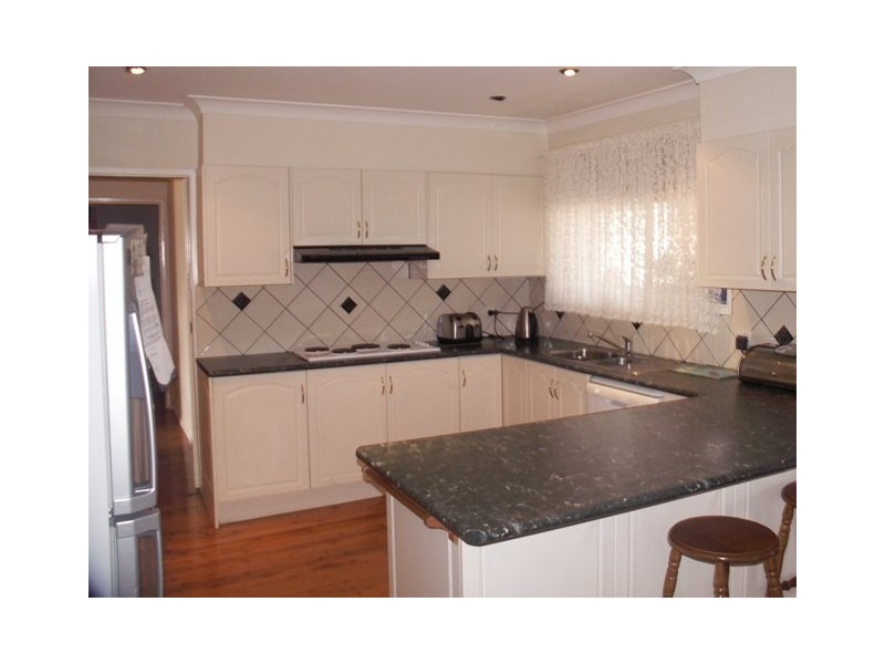 7 Teralba Street, Leumeah NSW 2560