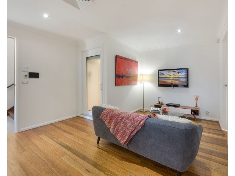 58 Hawthorne Circuit, Harrington Park NSW 2567