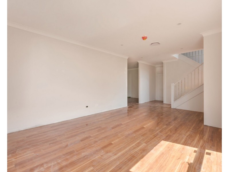 Macquarie Fields NSW 2564