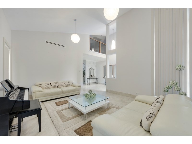 15 Talana Hill Drive, Edmondson Park NSW 2174