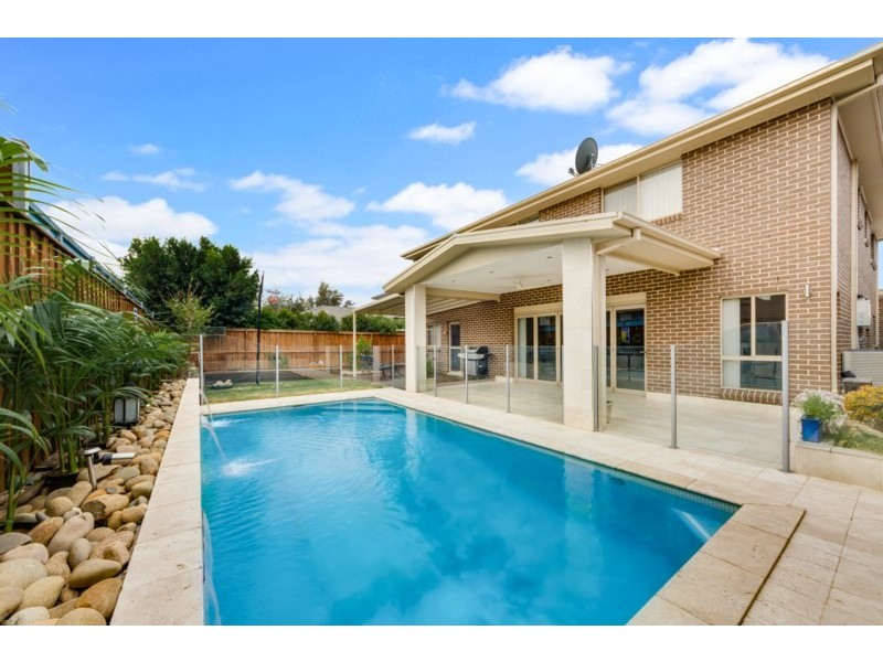 15 Talana Hill Drive, Edmondson Park NSW 2174