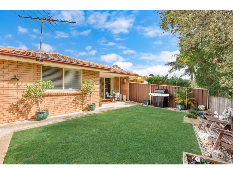 3 Melba Place, St Helens Park NSW 2560