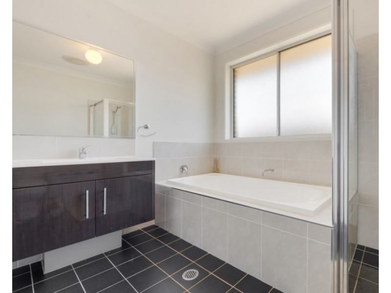 Spring Farm NSW 2570