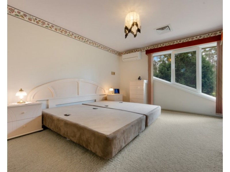 6 St James Road, Varroville NSW 2566