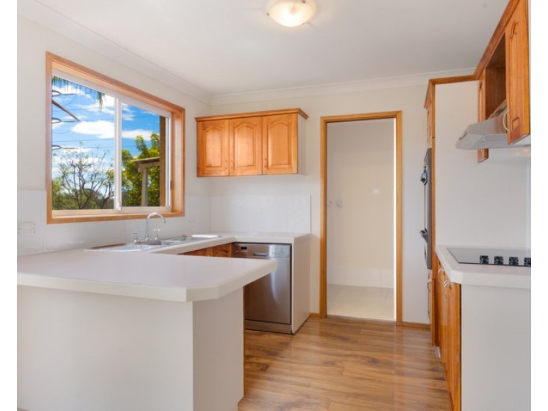 2/13 Rushes Place, Minto NSW 2566
