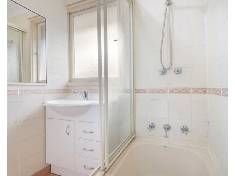 Macquarie Fields NSW 2564