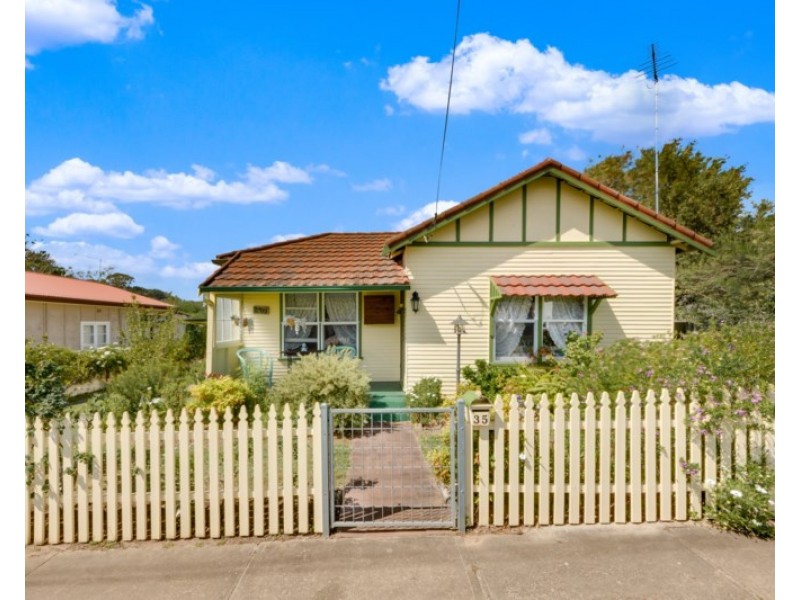 35 Chellaston Street, Camden NSW 2570