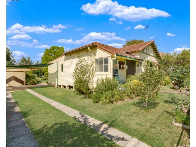 35 Chellaston Street, Camden NSW 2570