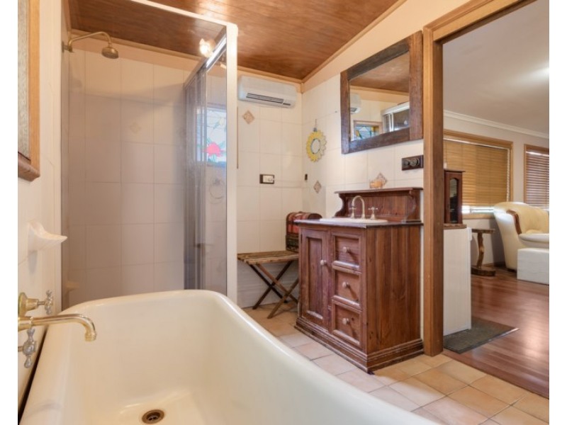 Menangle Park NSW 2563