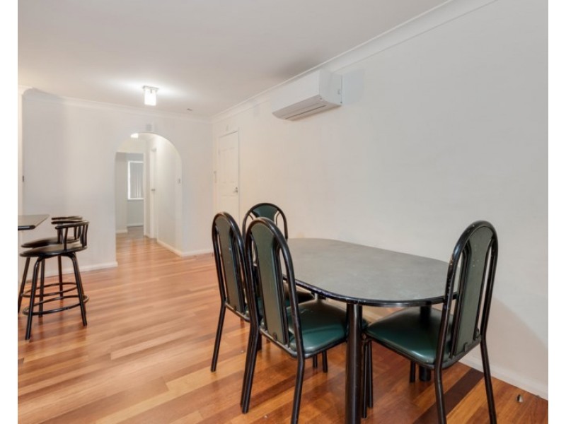 Macquarie Fields NSW 2564