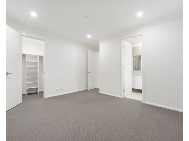 Spring Farm NSW 2570