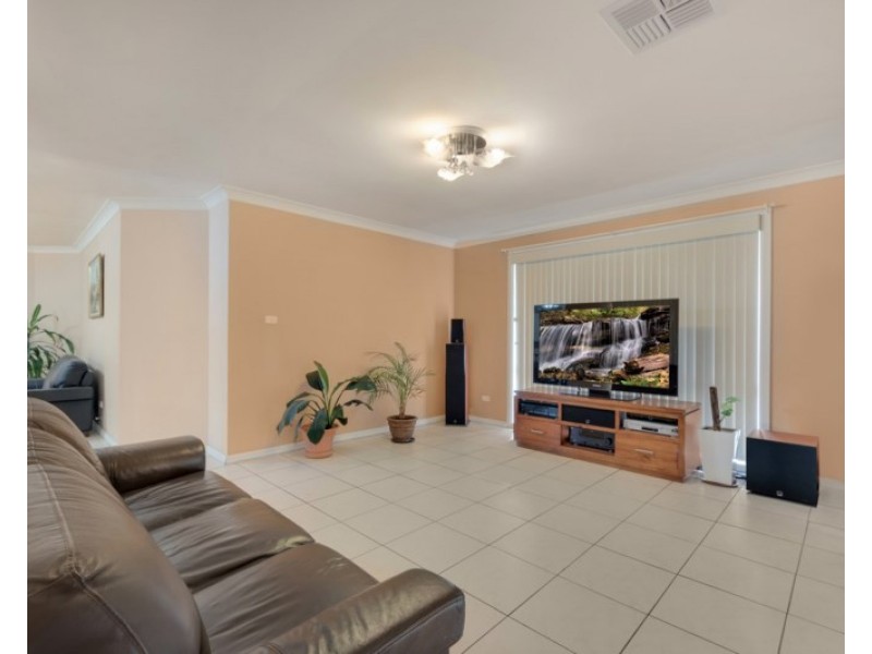 Glen Alpine NSW 2560