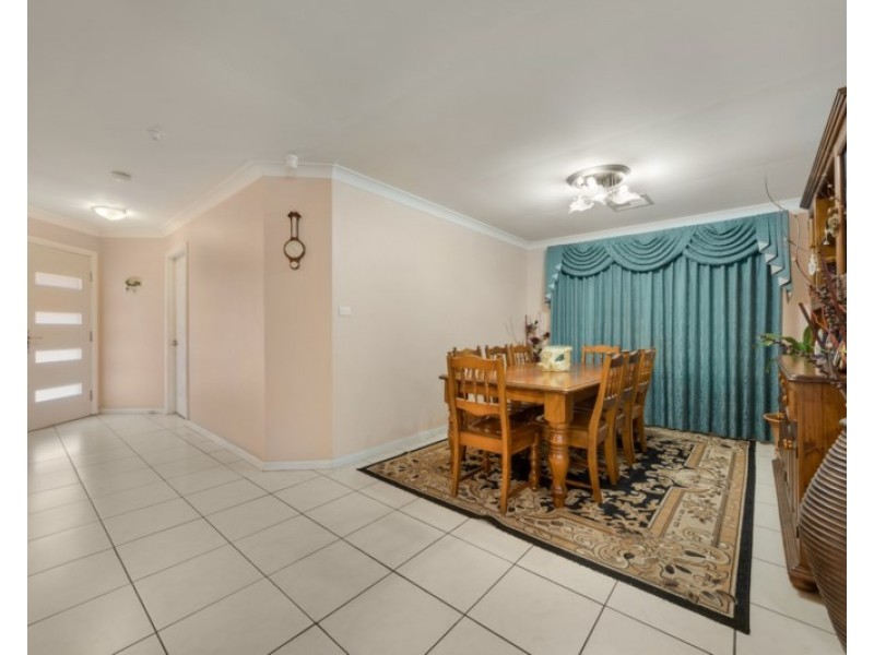 Glen Alpine NSW 2560