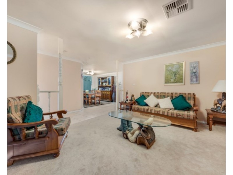 Glen Alpine NSW 2560