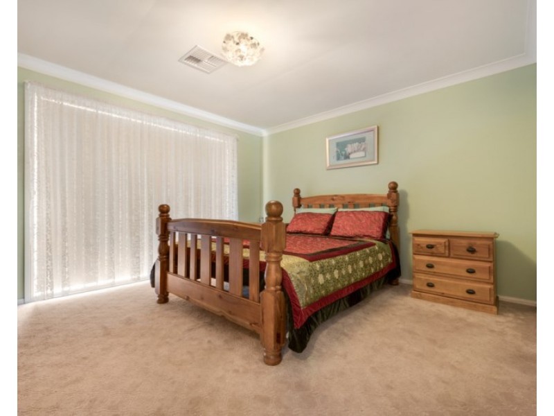 Glen Alpine NSW 2560