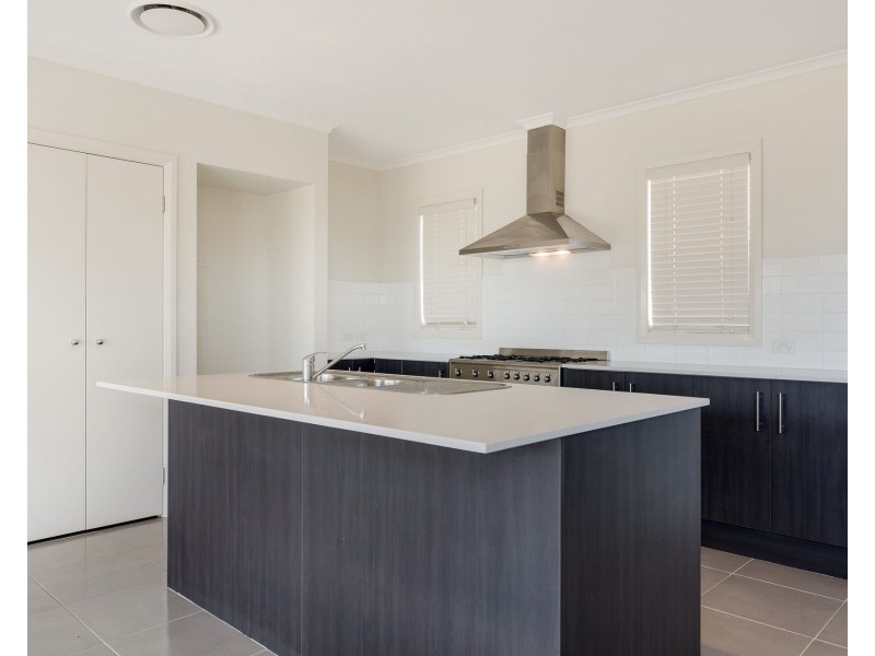 5 Evans Street, Oran Park NSW 2570