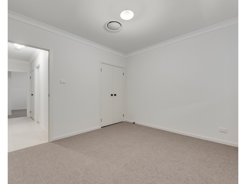 Lot 2044 Milton Street, Oran Park NSW 2570