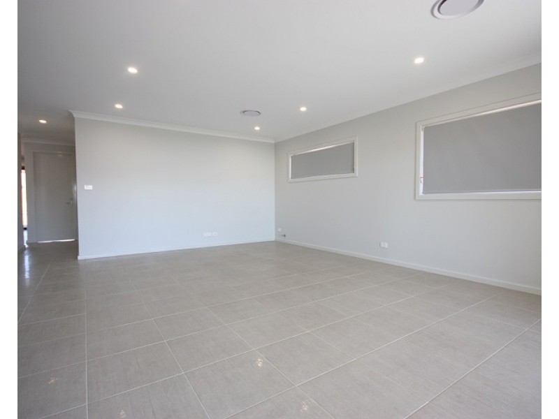 4 Dowie Drive, Campbelltown NSW 2560