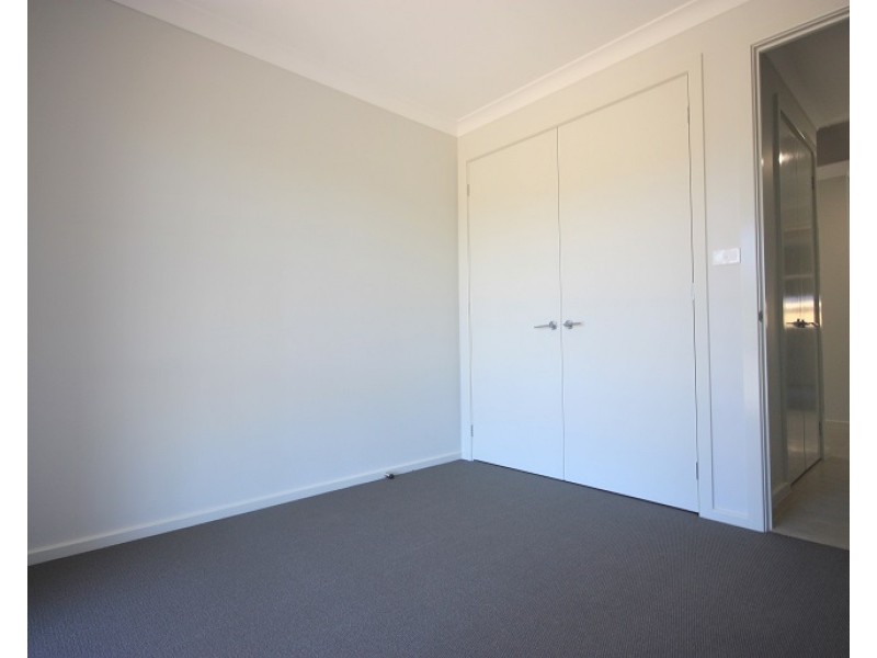 4 Dowie Drive, Campbelltown NSW 2560