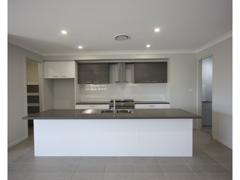 4 Dowie Drive, Campbelltown NSW 2560