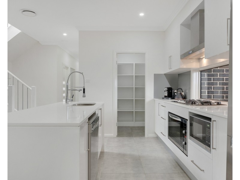 7B Victor Street, Gregory Hills NSW 2557