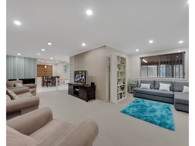 11 Nash Place, Currans Hill NSW 2567