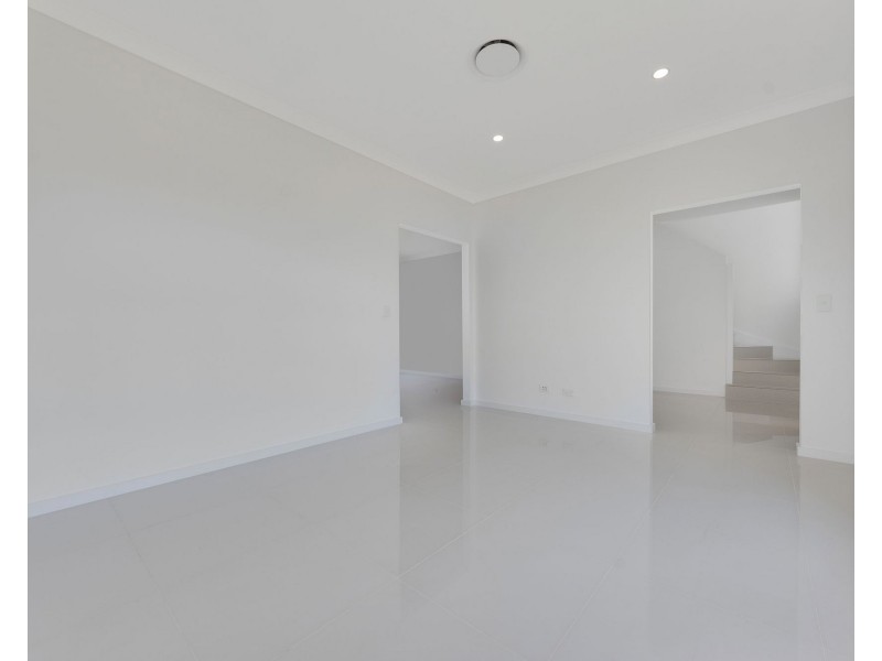 231 Village Circuit, Gregory Hills NSW 2557