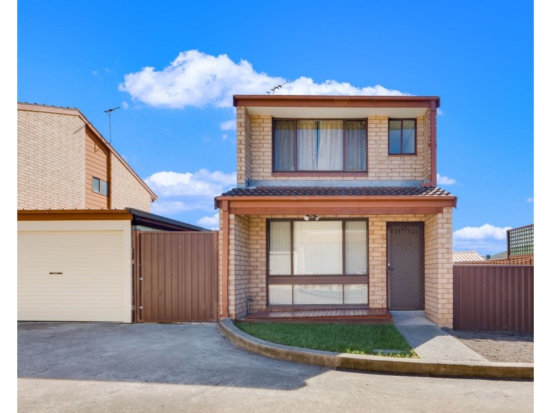 Macquarie Fields NSW 2564