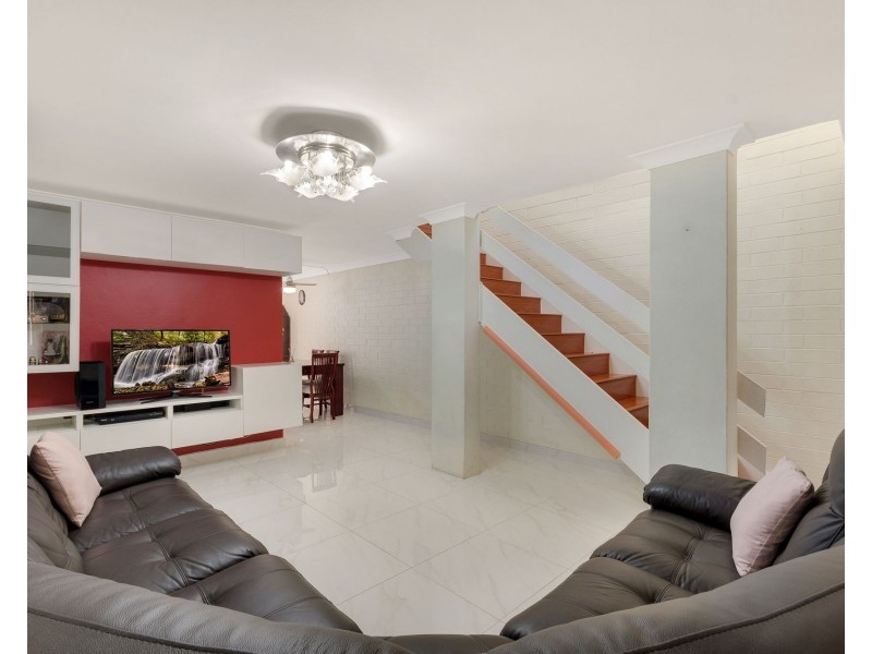 Macquarie Fields NSW 2564