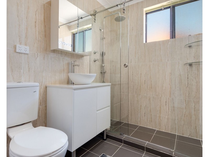 Macquarie Fields NSW 2564