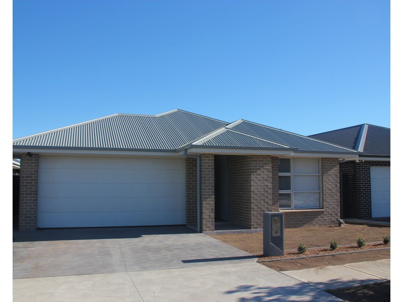 Lot 5136 Mooney Street, Spring Farm NSW 2570