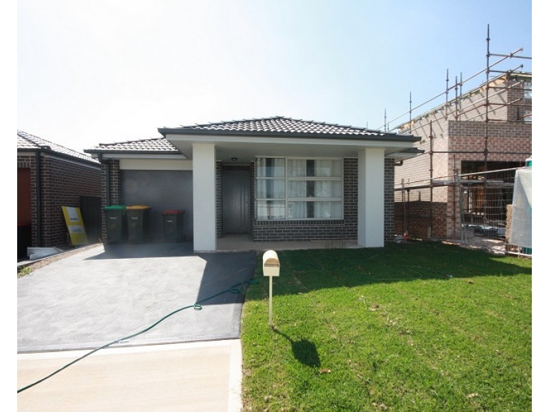 23 Fanflower Avenue, Denham Court NSW 2565